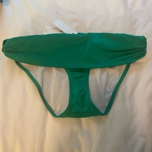 NWT Voda Swim Bottoms Size Medium